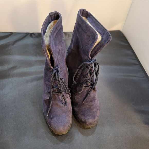 NAUTICA SUEDE WEDGE FAUX FUR INSOLE WOMENS LACE UP BOOTIE - Picture 15 of 15